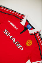 Manchester United 1998/99 - Local
