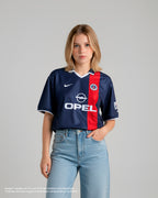 Paris Saint-Germain 2001 - Local