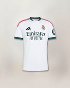 Real Madrid 2026/27 - Local