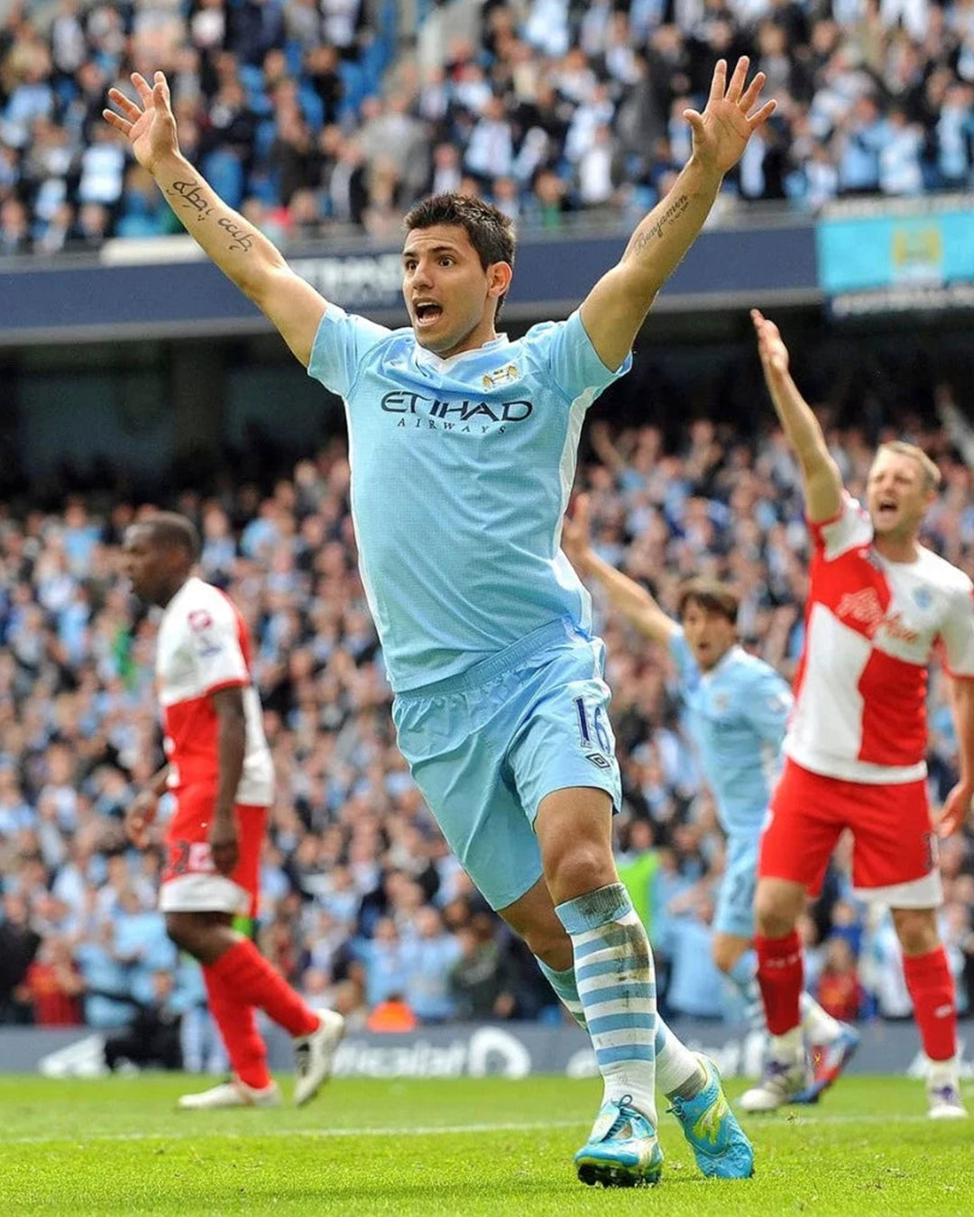 Manchester City 2011 - Local